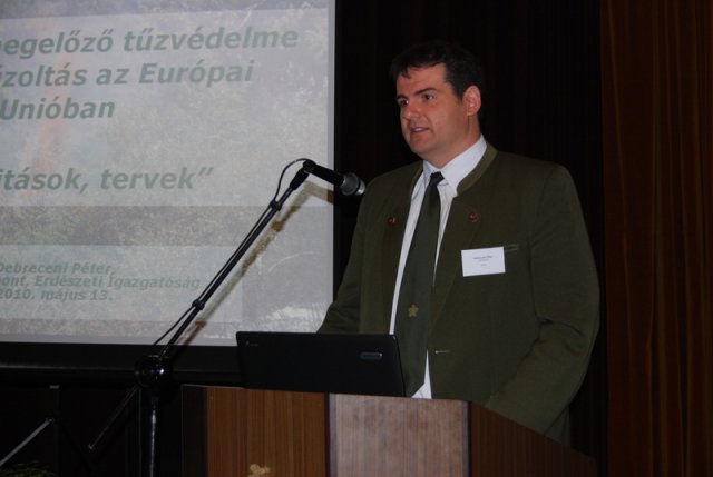 Az erdőtüzek és oltásuk tapasztalatai 2010 - konferencia a KOK-on